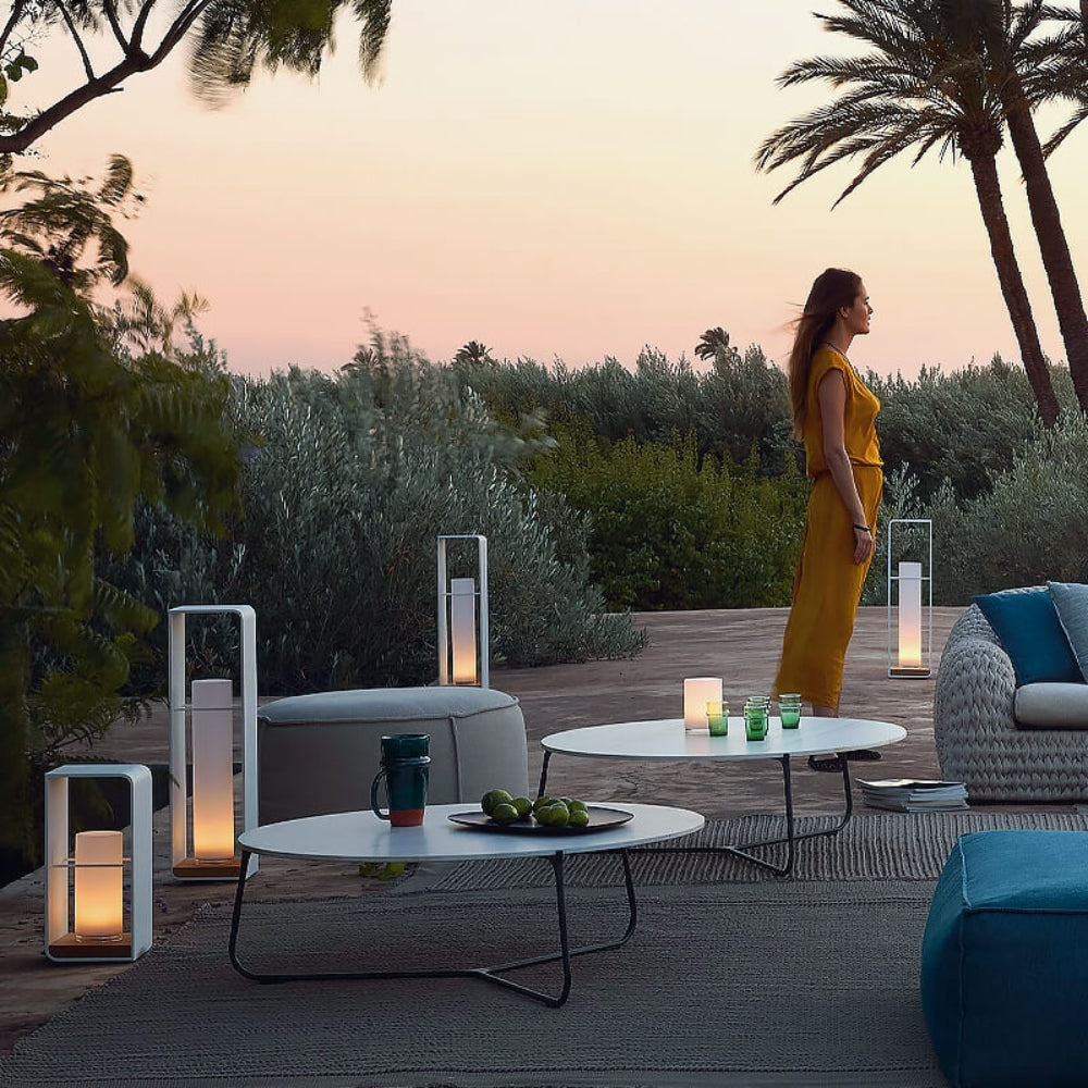 Weatherproof Floor Lamp – Lantern Light in Two Heights