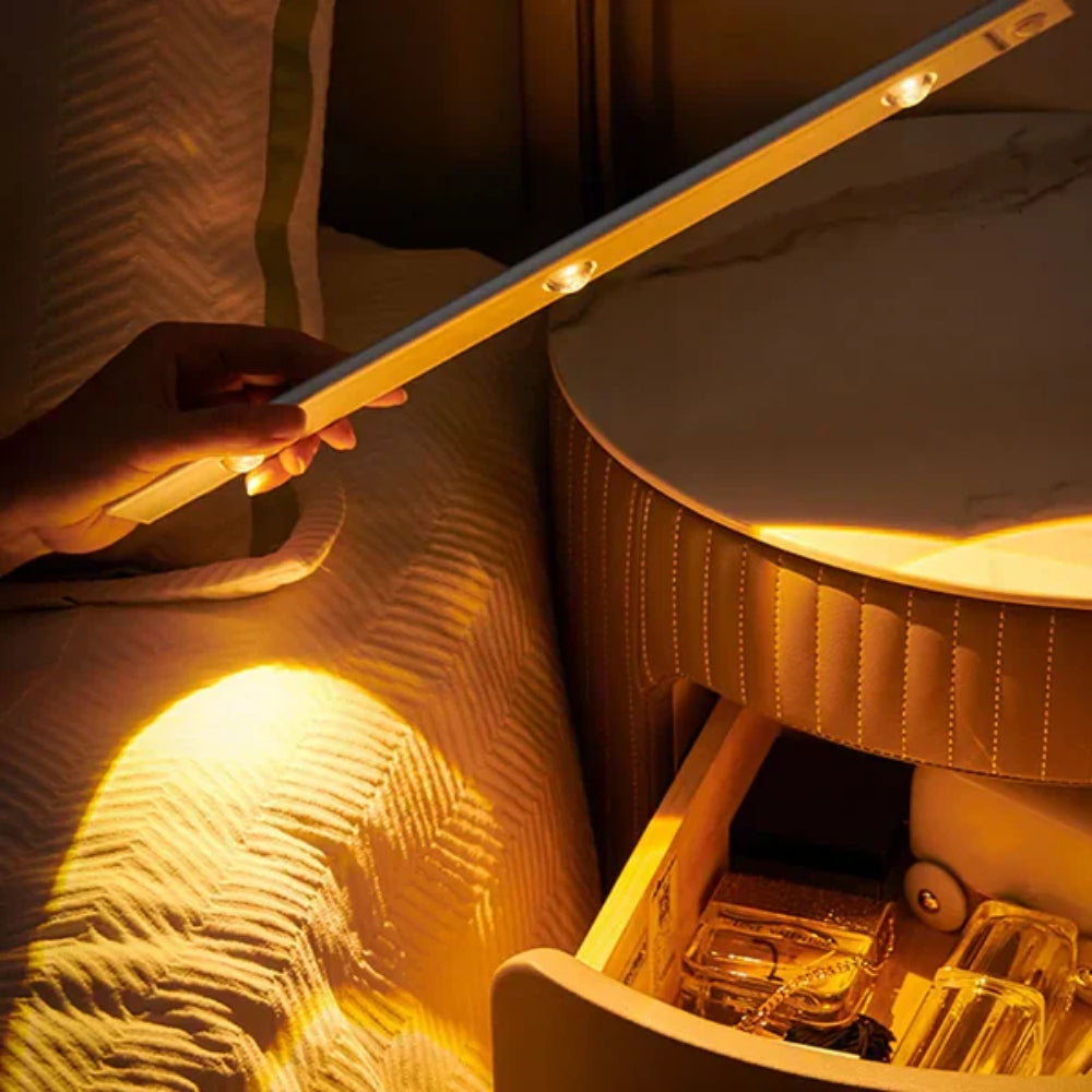 Wireless Motion Sensor Lamp – Adjustable Light Colour