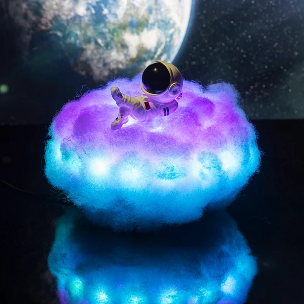 Astronaut Cloud Night Light – LED Table Lamp with Colour Changing Function