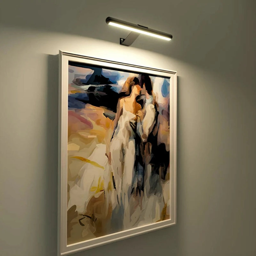 Cordless Wall Lamp for Artworks – Adjustable Light with Remote Control