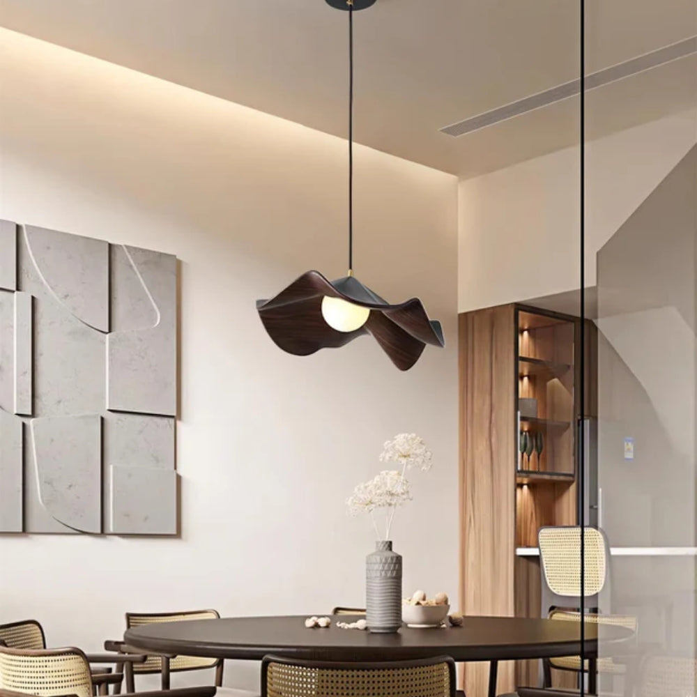 Floral Pattern Pendant Lamp – Hanging Light with Adjustable Cable