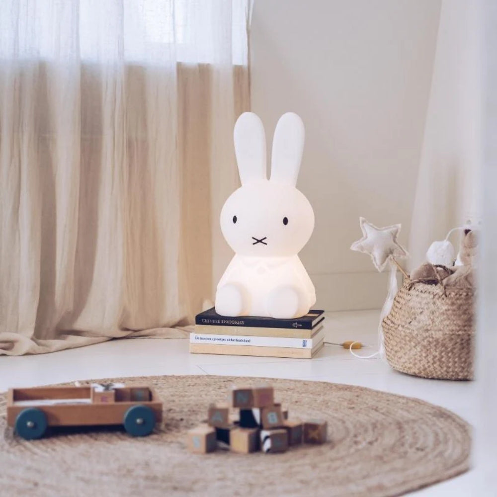 Modern Bunny Lamp – Soft Dimmable Lighting for Cosy Spaces