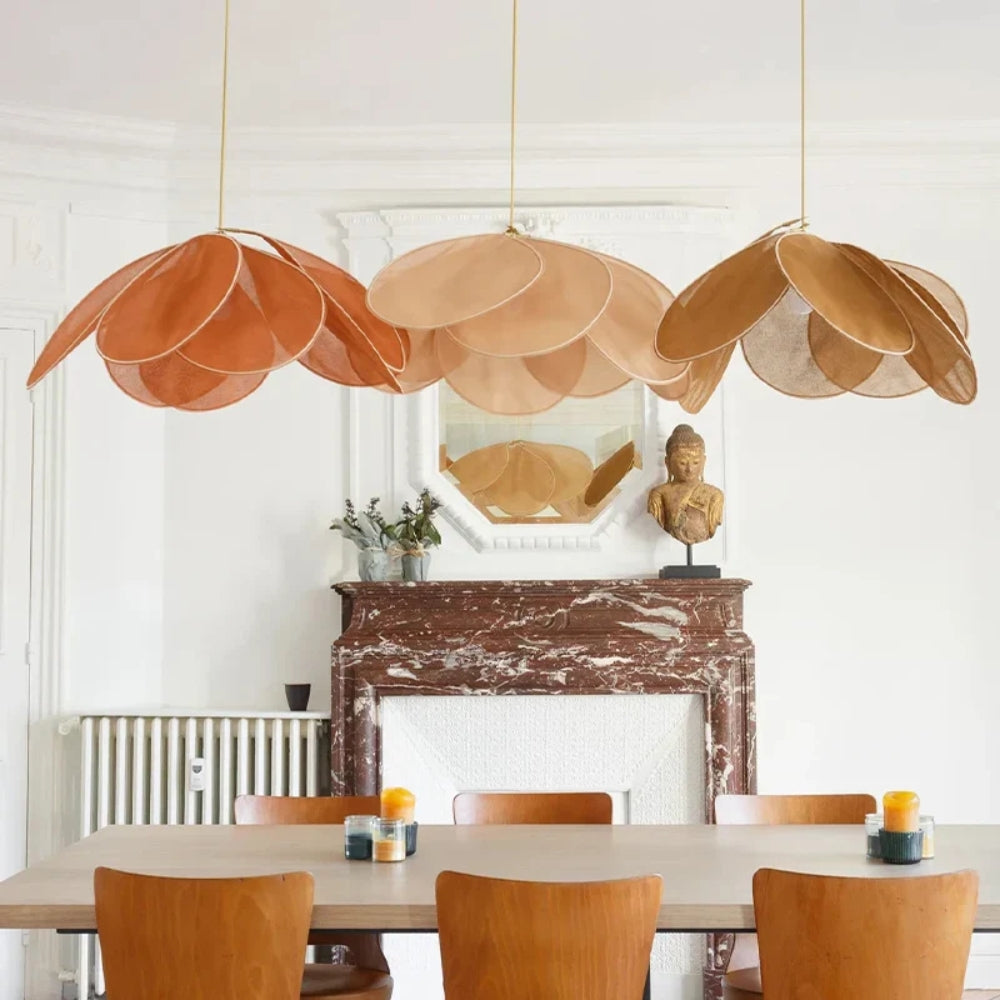 Petal-Shaped Ceiling Lamp – Nature-Inspired with Soft Glow