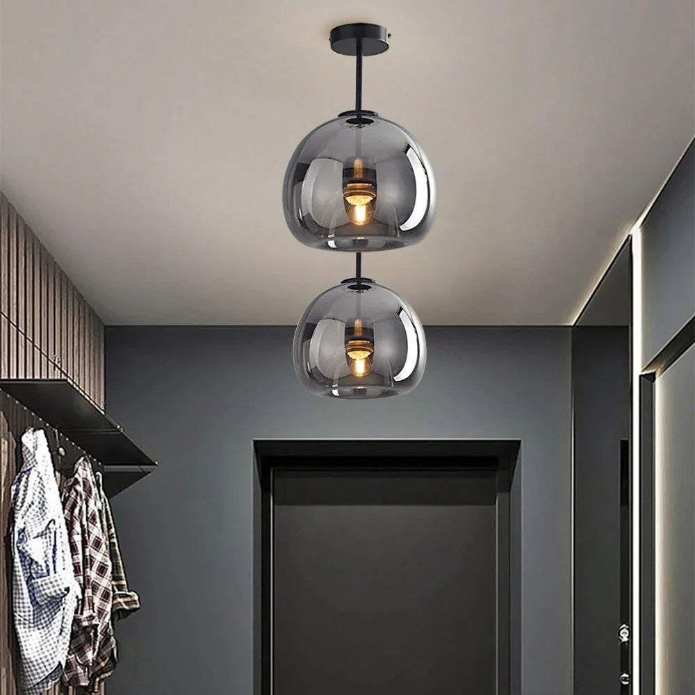 Single Bulb Pendant Lamp – Clear Glass Shade for Living Spaces