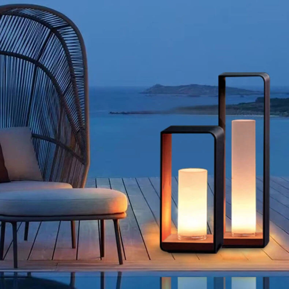 Weatherproof Floor Lamp – Lantern Light in Two Heights