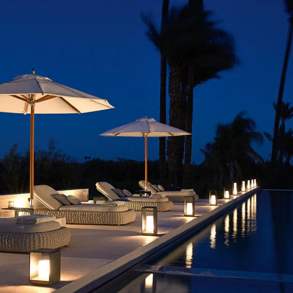 Weatherproof Floor Lamp – Lantern Light in Two Heights
